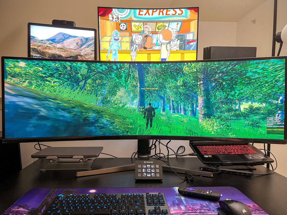 Ultrawide vs Dual Monitors Which Setup is Right for You?